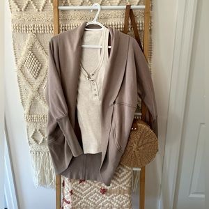 Aritzia Wilfred cardigan